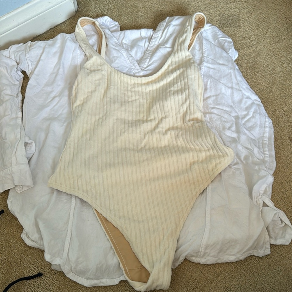 Zulu and Zephyr size 6 towel fabric one piece in cream. New!